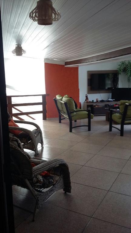 Suites Tropicana Guesthouse Кабо Фрио Екстериор снимка