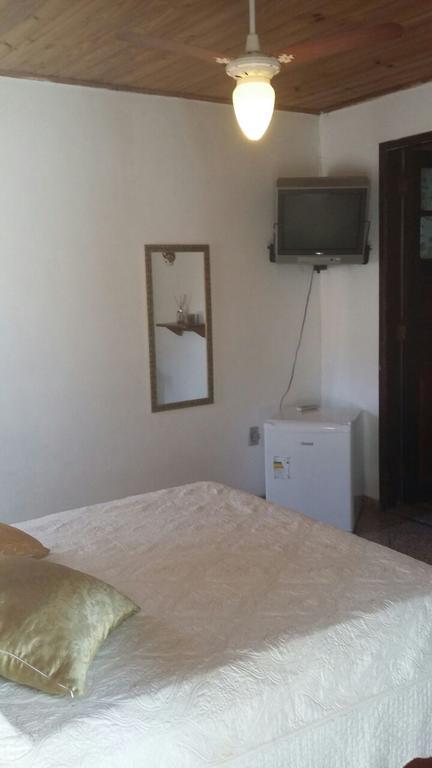 Suites Tropicana Guesthouse Кабо Фрио Екстериор снимка
